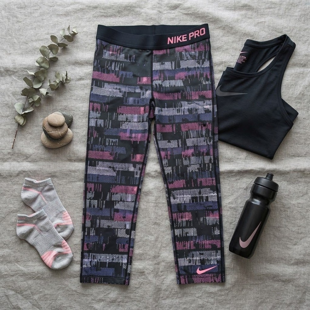 Nike Pro Girls XL Black Pink Purple Glitch Print Compression Leggings Tights